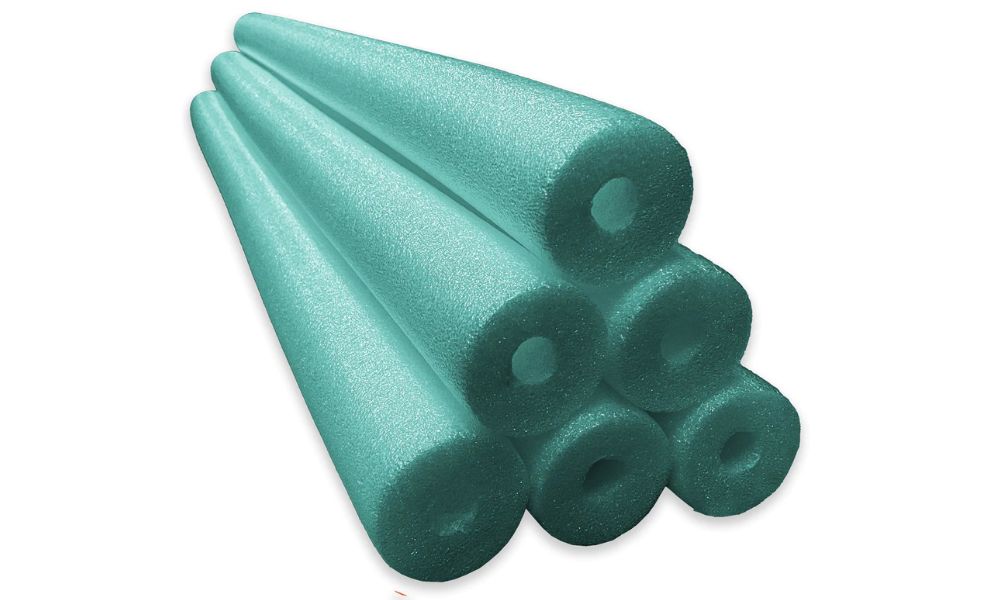 How You Can Turn a Pool Noodle Into a Sprinkler